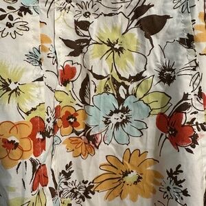 Women’s swing skirt - no tags but likely size 11-12